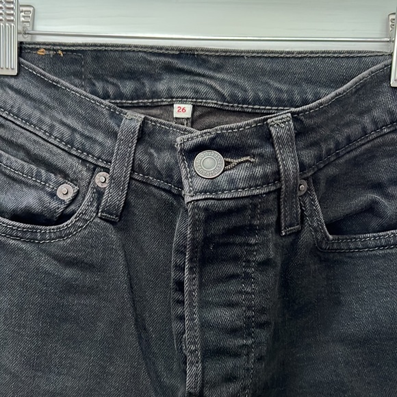 Levi’s Wedgie black jeans size 26 - Picture 2 of 4